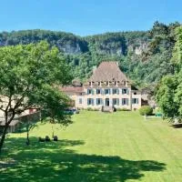 Relais Du Destin, hotell i Vertrieu