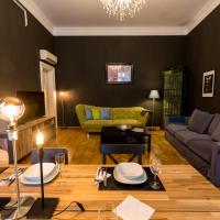 R38 - Artists luxury home