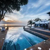 Amara Villa Khao Ka Lok, hotel i Ban Nong Sua