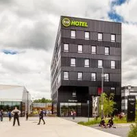 B&B HOTEL Cergy Saint Christophe, хотел в Сержи