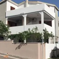 Apartments Rubis, hótel í Rovanjska