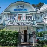 Parus Boutique Hotel, хотел в Юрмала
