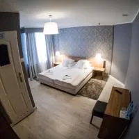 Restauracja Pod Kogutem, viešbutis mieste Poniatowa