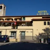 Hotel La Barcarola, hotel u gradu Marina di Kampo