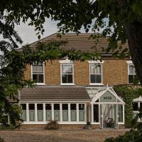 The Hog Hotel, hotel in Lowestoft