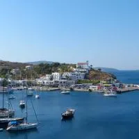 Lykomides โรงแรมในสกีรอส