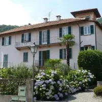 Forster's Nest, hotel a Cannero Riviera