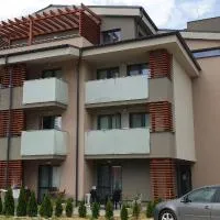 Apartmánový dom DIAMOND apartmán SiMa, hotell i Podhájska