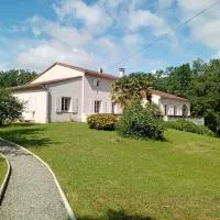LE CHEMINARD, hotel a Feugarolles