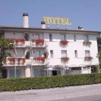 Hotel Al Sole, хотел в Преганциол