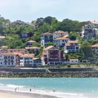 Hotel Agur Deneri, ξενοδοχείο σε Ciboure