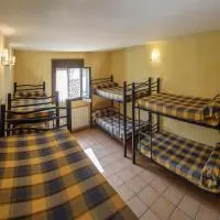 ALBERGUE SAN SATURNINO, hotel en Ventosa