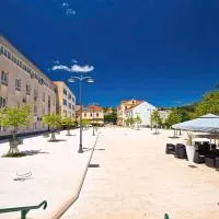 Hotel Park Drniš, מלון בדרניש