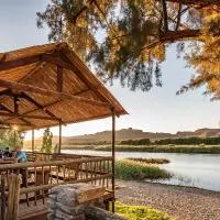 Orange River Rafting Lodge: Kotzeshoop şehrinde bir otel