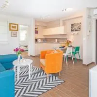 RozART - Riverside Apartment with free parking -15 min to Old town โรงแรมในโมโกชิซา