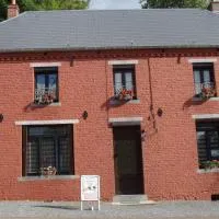 "A la douane", hotel em Hestrud