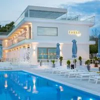 하니오티에 위치한 호텔 Laguna Resort by Diomedes Group