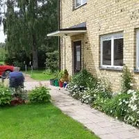 Bo hos Nancy i Ölme, hotel a Kristinehamn