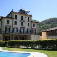 Hotel La Torre, ξενοδοχείο σε Castiglione dʼIntelvi