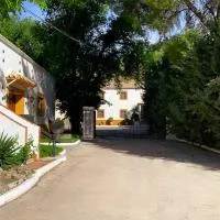 CASA RURAL CORTIJO LAS HUERTAS, hotel en Huelma