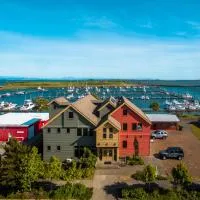 At The Helm Hotel, hotel a Ilwaco
