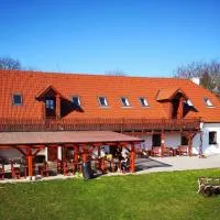 Penzion U Farmáře, viešbutis mieste Chotoviny