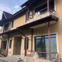 Casa Francesca, hotel v destinaci Comăneşti