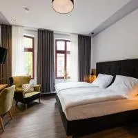 360 Grad Hotel & Bar, hotell sihtkohas Leer