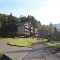 Monte Cervo Bio Hotel & Spa, hotel i Covasna