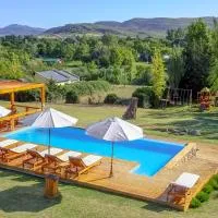 Balcón del Golf Resort, Spa & Restó、シエラ・デ・ラ・ベンターナのホテル