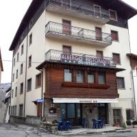 Albergo Ristorante Sciatori – hotel w mieście Pievepelago