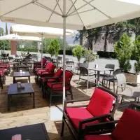 Hotel Xabier, готель у місті Хав'єр