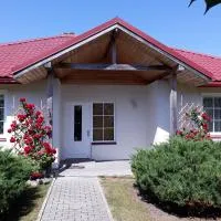 Brālēni: Tūja şehrinde bir otel