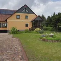 Ferienanlage direkt am Beetzsee، فندق في Radewege