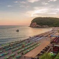 Hotel Savojo, hotel a Petrovac na Moru
