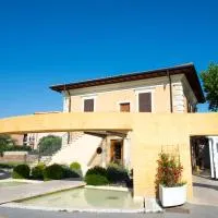 Villa Tivoli, hotel Guidoniában