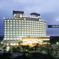 a rendering of a hotel at night at Hotel Maremons, Sokcho