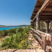 Villa Chiarenza, Tuerredda โรงแรมในเตวลาดา