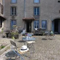La Maison du Notaire - Chambre d'Hôtes - Huisdieren welkom, hotel Melay városában