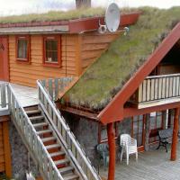 Four-Bedroom Holiday home in Hovden 4
