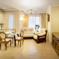 Apart Reserve Sloboda Suite: İvano-Frankivsk şehrinde bir otel