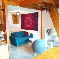 Appartement lumineux avec balcon à Arêches Beaufort, hôtel à Beaufort