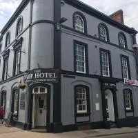 The Ship Hotel, hotel sa Crediton