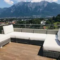 Alpen Panorama view Luxury House with green Garden, hotel v destinaci Buchs