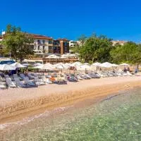 Blue Waves Resort, hotell sihtkohas Malinska
