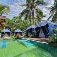 Moonshine Resort Chumphon, hotelli kohteessa Chumphon