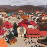 Kvasova Voda, khách sạn ở Polyana