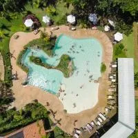 Clara Dourado: Dourado şehrinde bir otel