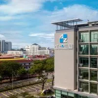 AZ Hotel & Serviced Apartments, hotel v destinácii Labuan