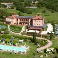 Viesnīca Saturnia Tuscany Hotel pilsētā Saturnija